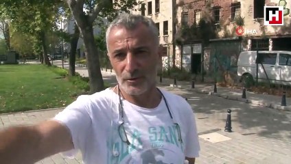 Haliç Sahili’nde suya düşen genç kız iskele çapasına tutunarak yardım bekledi