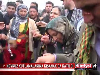 HAKKARİ'DEKİ NEVRUZ KUTLAMALARINA KIŞANAK DA KATILDI