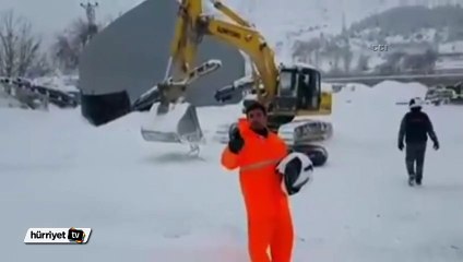 Karadeniz usulü iş makinesiyle kayak keyfi