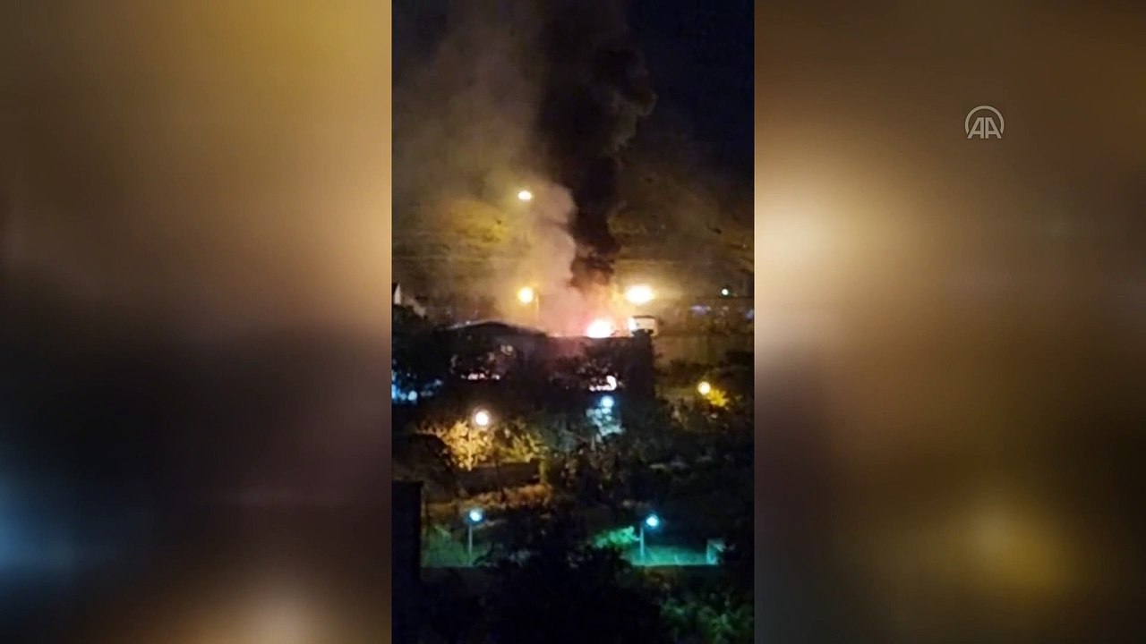 İran'da cezaevinde yangın