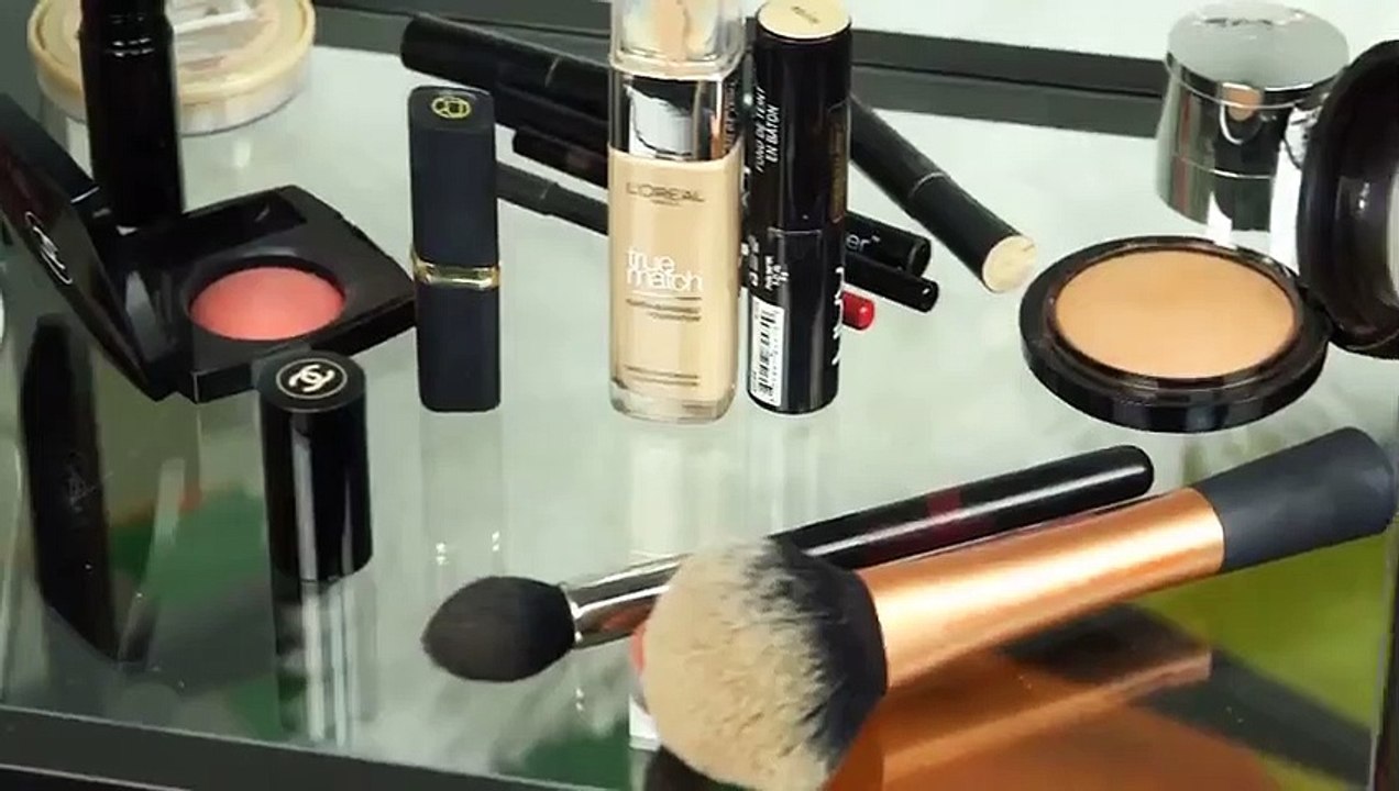 Kırmızı Ruj Nasıl Sürülür? (5 Pratik Adımda) | Güzeliz Biz