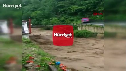 Rize'de sağanak sele dönüştü!