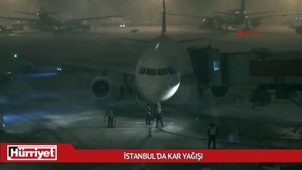 İstanbul Atatürk Havalimanı'nda hava trafiğinde aksamalar meydana geliyor.