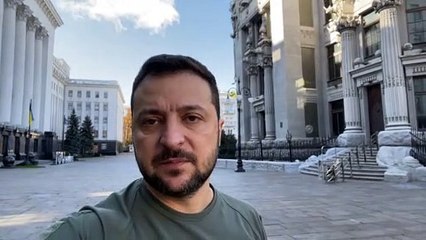 Zelenski cifra en 65.000 las muertes rusas y Kiev llama a ahorrar electricidad