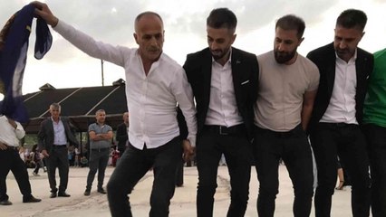 Justin Bieber, Şırnaklı ‘Michael Jackson Nezir’in halay videosunu paylaştı