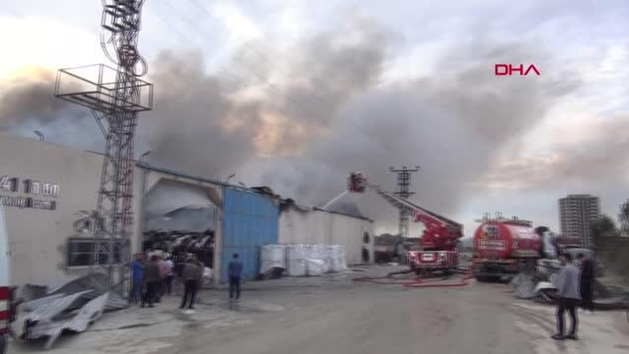 Son dakika haber... ADANA'DA FABRİKA YANGINI; 4 SAATTE KONTROL ALTINDA