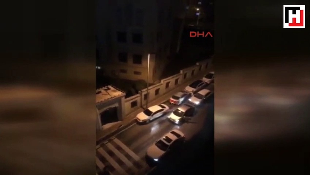 Otomobil hırsızları ortalığı birbirine kattı, polis defalarca ateş açarak durdurdu