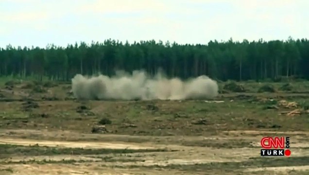 Rusya'da gösteri sırasında helikopter düştü