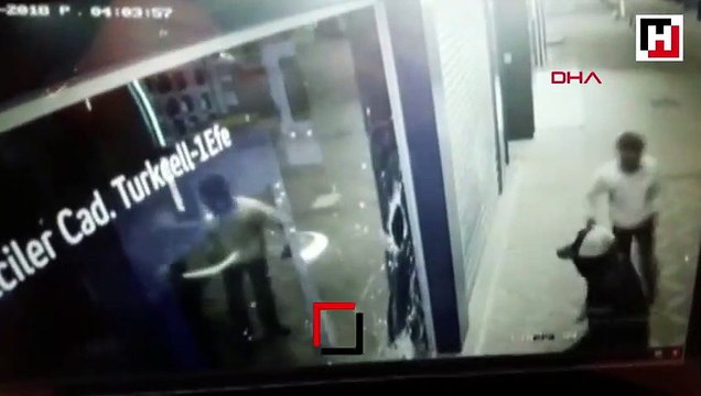 700 bin tl'lik bilgisayar ve cep telefonu çaldılar