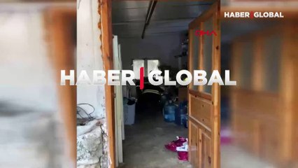 Evinde gördü şoke oldu! 2 metrelik boz yılanı panik yarattı