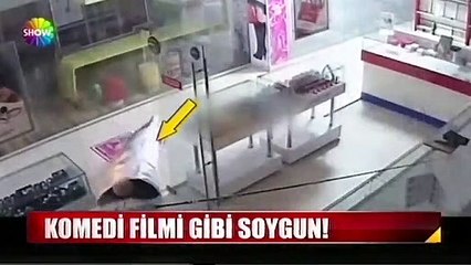 Komedi filmi gibi hırsızlık