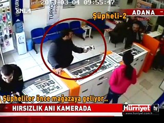 2 DAKİKADA 2 BİN LİRALIK CEP TELEFONUNU ÇALDILAR