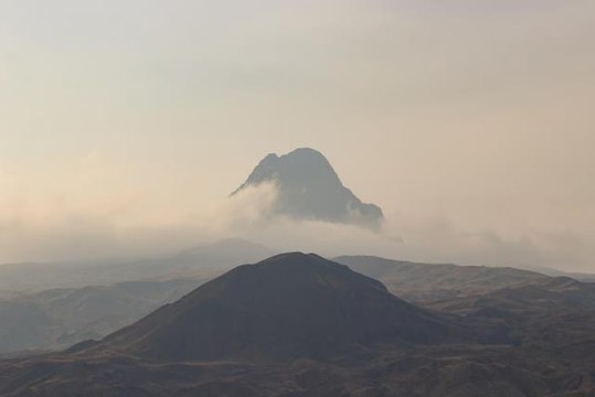 Iğdır haberi | Iğdır'ın yüksek kesimleri sis altında