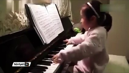 5 yaşındaki küçük Japon piyanist