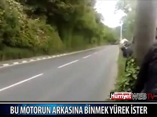 ARKADA OTURMAK CESARET İSTER