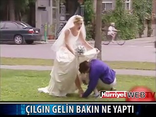 YOLDAN GEÇENLERE ÇILGIN GELİN ŞAKASI