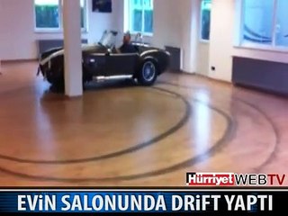 EVİN SALONUNDA BUNU YAPTI