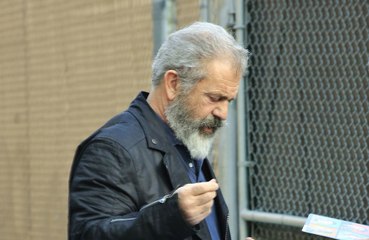 Mel Gibson cleared to testify about conversation he had with an Harvey Weinstein’s accuser