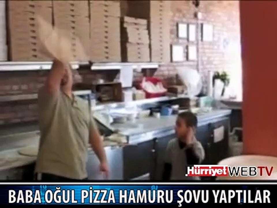BABA OĞULUN PİZZA HAMURU ŞOVU