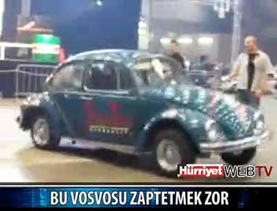 ZIP ZIP ZIPLAYAN ARABA GÖRDÜNÜZ MÜ