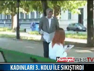 KADINLARI PARKTA SIKIŞTIRDI