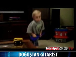GİTARİST ÇOCUK