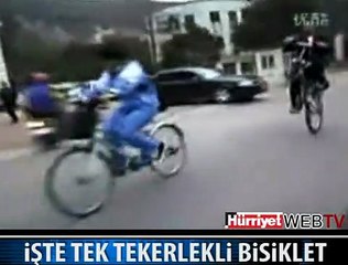 İŞTE SİZE BİR TUHAF GENÇ