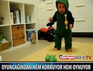 OYUNCAĞINDAN KORKAN ÇOCUK
