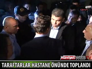 FENERBAHÇELİ TARAFTARLAR HASTANE ÖNÜNDE TOPLANDI