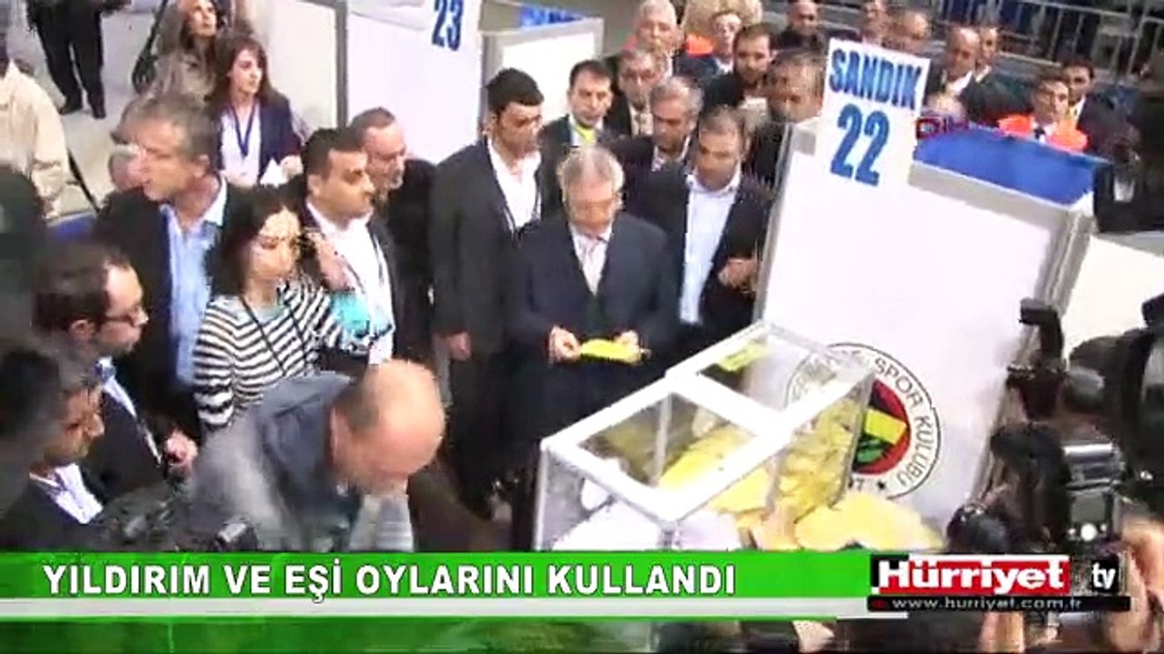 AZİZ YILDIRIM VE EŞİ 22 NUMARALI SANDIKTA OY KULLANDI
