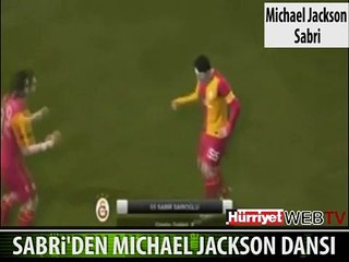 SABRİ'DEN MICHAEL JACKSON DANSI