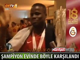 TARAFTARDAN MUHTEŞEM KARŞILAMA