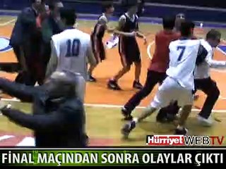 MAÇTAN SONRA ORTALIK SAVAŞ ALANINA DÖNDÜ