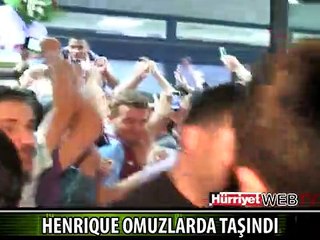 HENRIQUE OMUZLARDA TAŞINDI