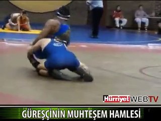 GÜREŞÇİ ÖYLE BİR HAMLE YAPTI Kİ