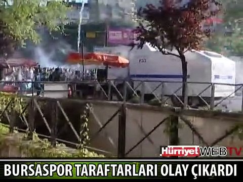 BURSA SOKAKLARI SAVAŞ ALANINA DÖNDÜ