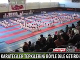 KARATECİLER BEDENLERİ İLE 'ŞEHİTLER ÖLMEZ' YAZDI