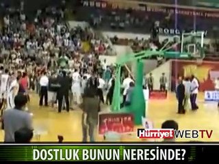 HERKES O ANI ŞAŞKINLIKLA İZLEDİ