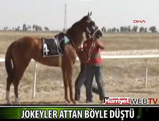 JOKEYLERİN DÜŞME ANI BÖYLE GÖRÜNTÜLENDİ