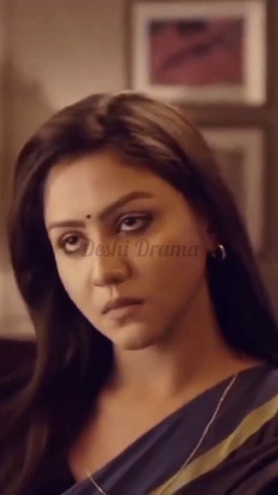 what a killer s@xy  looks of her/एक हत्यारा उसे कैसा दिखता है/يا لها من قاتل/அவளை என்ன ஒரு கொலைகாரன் பார்க்கிறான்