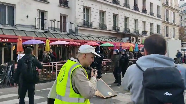 Manif contre la vie chère : Premiers projectiles lancés contre les forces de l'ordre