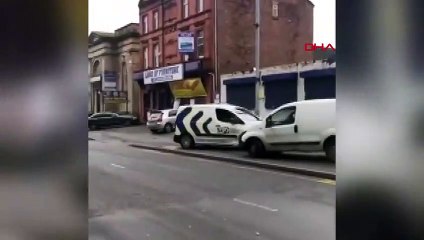 Tartıştığı sürücünün aracına defalarca çarptı