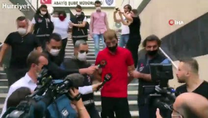 Şoke eden itiraf sonrası canlı yayında gözaltına alındılar