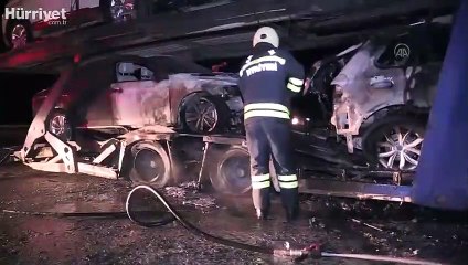 Erzincan'da sıfır araç yüklü seyir halindeki TIR yandı