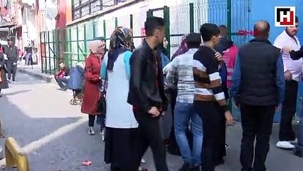 Suriyeliler göç idarelerine akın etti