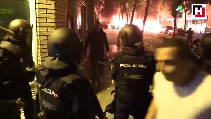 Katalonya'da siyasetçilerin mahkumiyetine karşı protestolar sürüyor