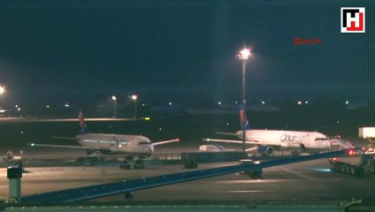 Uçakta unutulan bagaj paniğe neden oldu