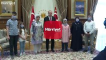 Cumhurbaşkanı Recep Tayyip Erdoğan, görme engelli hafız Ravzanur'u kabul etti