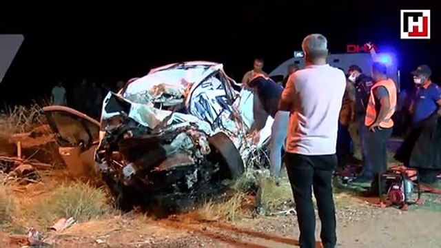 Tunceli'de, TIR ile çarpışan hafif ticari araçtaki 4 kişi öldü