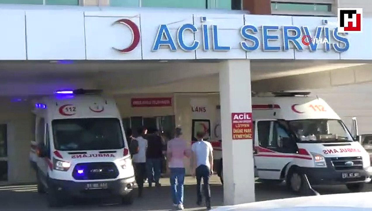 Köy meydanı kana bulandı